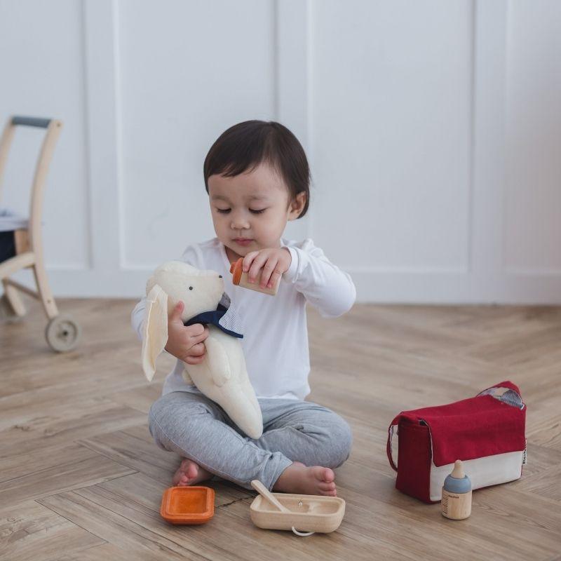 Plan Toys Doll Feeding Set : ScandiBugs